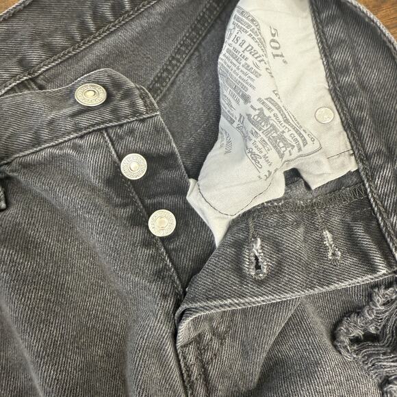 Levis 501 Shorts Womens 25 Black Distressed High Rise Denim Raw Hem Button Fly - Picture 5 of 12